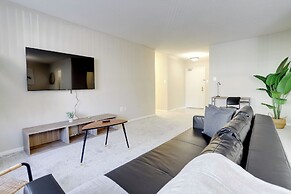 Fantastic 2BR Condo with Gym