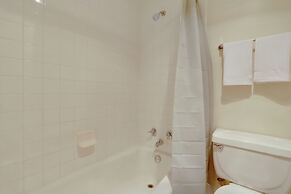 Fantastic 2BR Condo with Gym