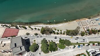 Teo's Deluxe Studios