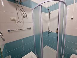 Teo's Deluxe Studios