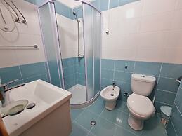 Teo's Deluxe Studios