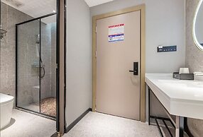 Berman Hotel Nanhai Guicheng Qiandenghu Branch