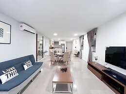 Bintang Fairlane by Manhattan Group