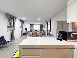 Bintang Fairlane by Manhattan Group