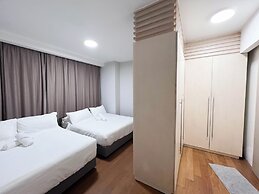 Bintang Fairlane by Manhattan Group