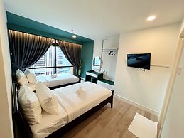 Berjaya Times Square by Manhattan Group