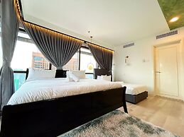 Berjaya Times Square by Manhattan Group