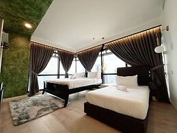 Berjaya Times Square by Manhattan Group