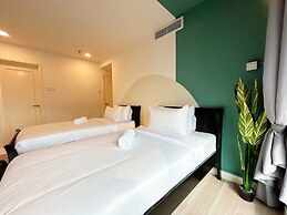 Berjaya Times Square by Manhattan Group