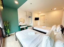 Berjaya Times Square by Manhattan Group