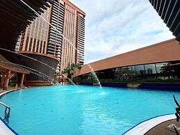 Berjaya Times Square by Manhattan Group