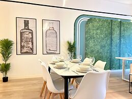 Berjaya Times Square by Manhattan Group