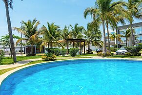 Dream Diamante with Beach Club