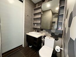 Ceylonz Suites by Manhattan Group