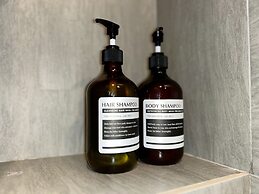 Ceylonz Suites by Manhattan Group