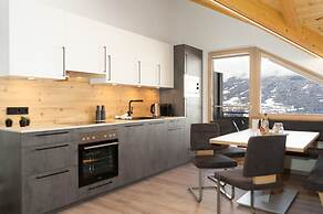 Apartment in Kaunerberg Near Lake