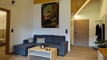 Apartment in Kaunerberg Near Lake