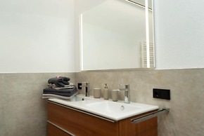 Apartment in Kaunerberg Near Lake
