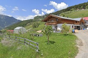 Apartment in Kaunerberg Near Lake