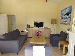 Spacious Villa With Garden and Pool