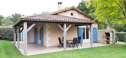 Spacious Villa With Garden and Pool