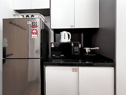 The Luxe by Manhattan Group