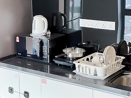 The Luxe by Manhattan Group