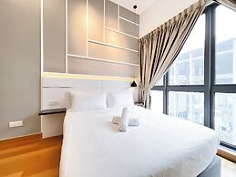 The Luxe by Manhattan Group