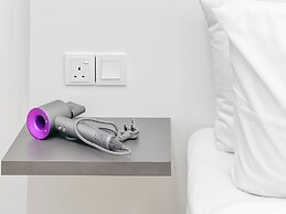 The Luxe by Manhattan Group