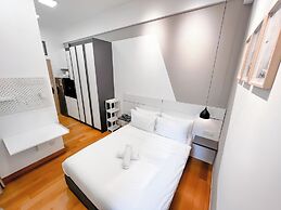 The Luxe by Manhattan Group