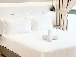 The Luxe by Manhattan Group