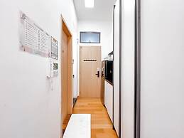 The Luxe by Manhattan Group