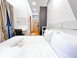 The Luxe by Manhattan Group