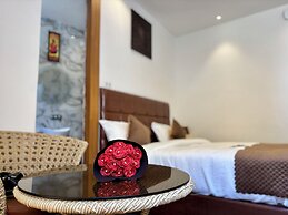 Check Inn Homes - Rishikesh