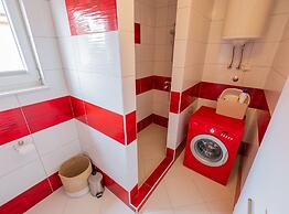 Charming Three Bedroom House Turanj