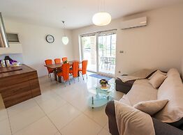 Charming Three Bedroom House Turanj