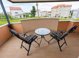 Charming Three Bedroom House Turanj