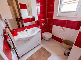 Charming Three Bedroom House Turanj