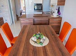 Charming Three Bedroom House Turanj