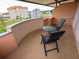 Charming Three Bedroom House Turanj