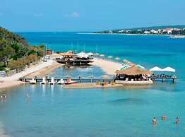 Apartments Sunset Novalja