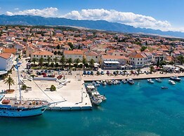 Apartments Sunset Novalja