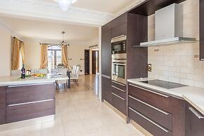 Villa Elysia in Paralimni