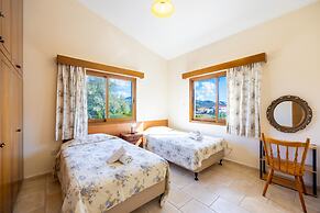 Villa Natasha in Peyia