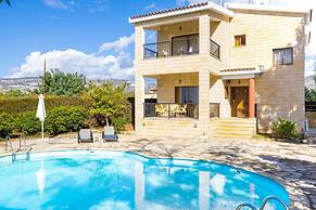 Villa Natasha in Peyia