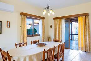 Villa Natasha in Peyia