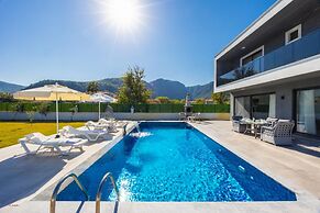 Villa Grand Yasar 3 in Ok Ular