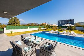 Villa Grand Yasar 3 in Ok Ular