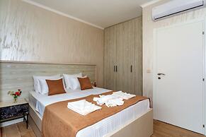 Luxury Apartments Queen