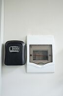 Studio 27 Sanur - Self Check-in